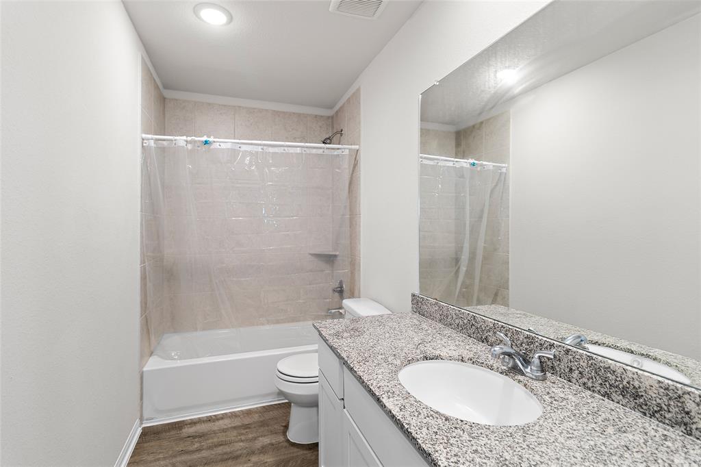 12242 N Chestnut Hills Drive, Conroe, Texas image 19