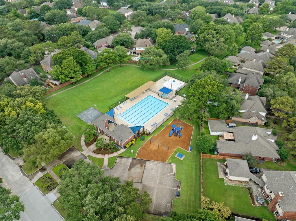 2110 Shadow Bay Circle, League City, Texas image 30