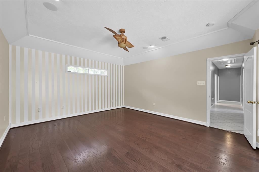 1807 Carriage Hills Boulevard, Conroe, Texas image 21