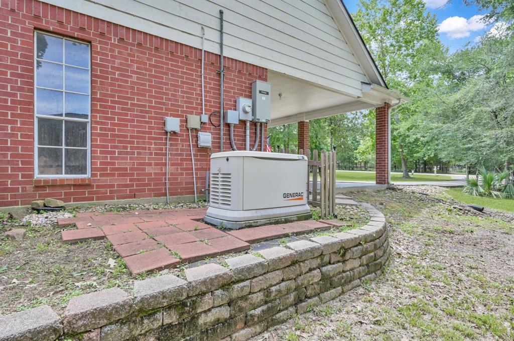 1807 Carriage Hills Boulevard, Conroe, Texas image 35