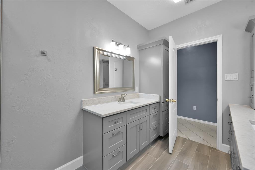 1807 Carriage Hills Boulevard, Conroe, Texas image 33