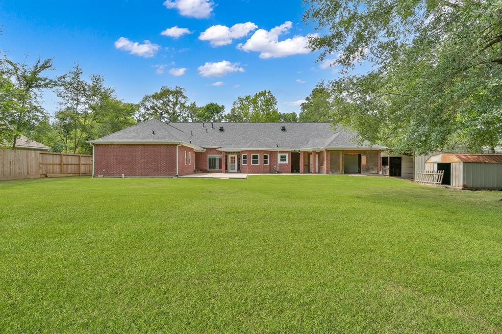 1807 Carriage Hills Boulevard, Conroe, Texas image 39