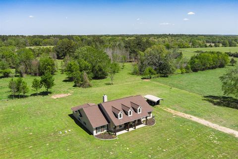 A home in Crockett