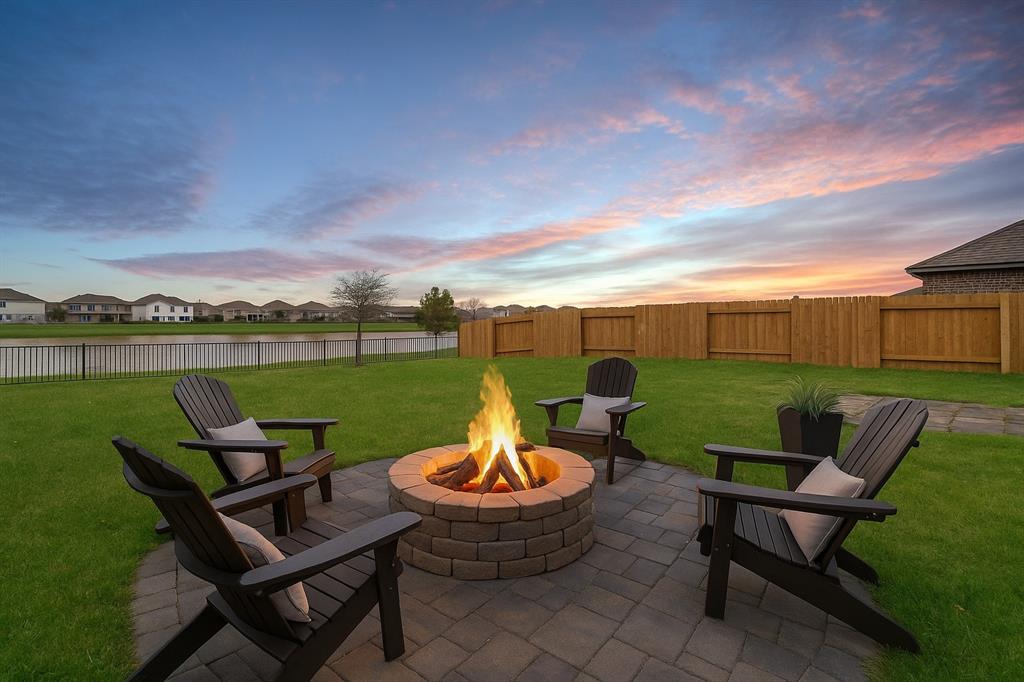 512 Maple Bend Ln, La Marque, Texas image 1