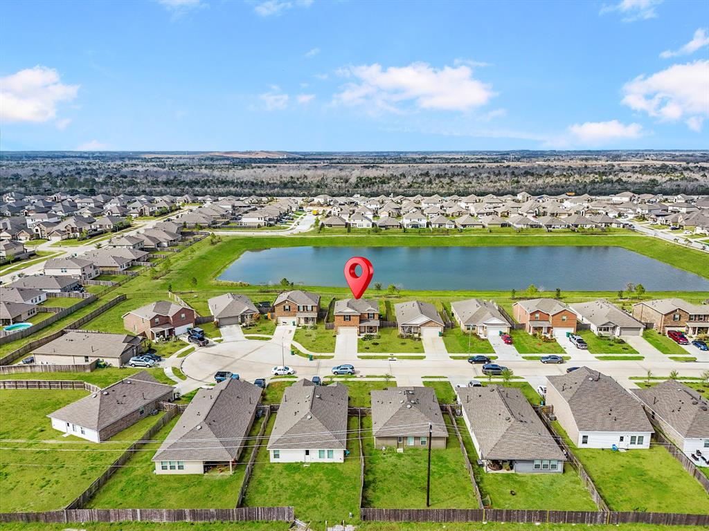 512 Maple Bend Ln, La Marque, Texas image 3