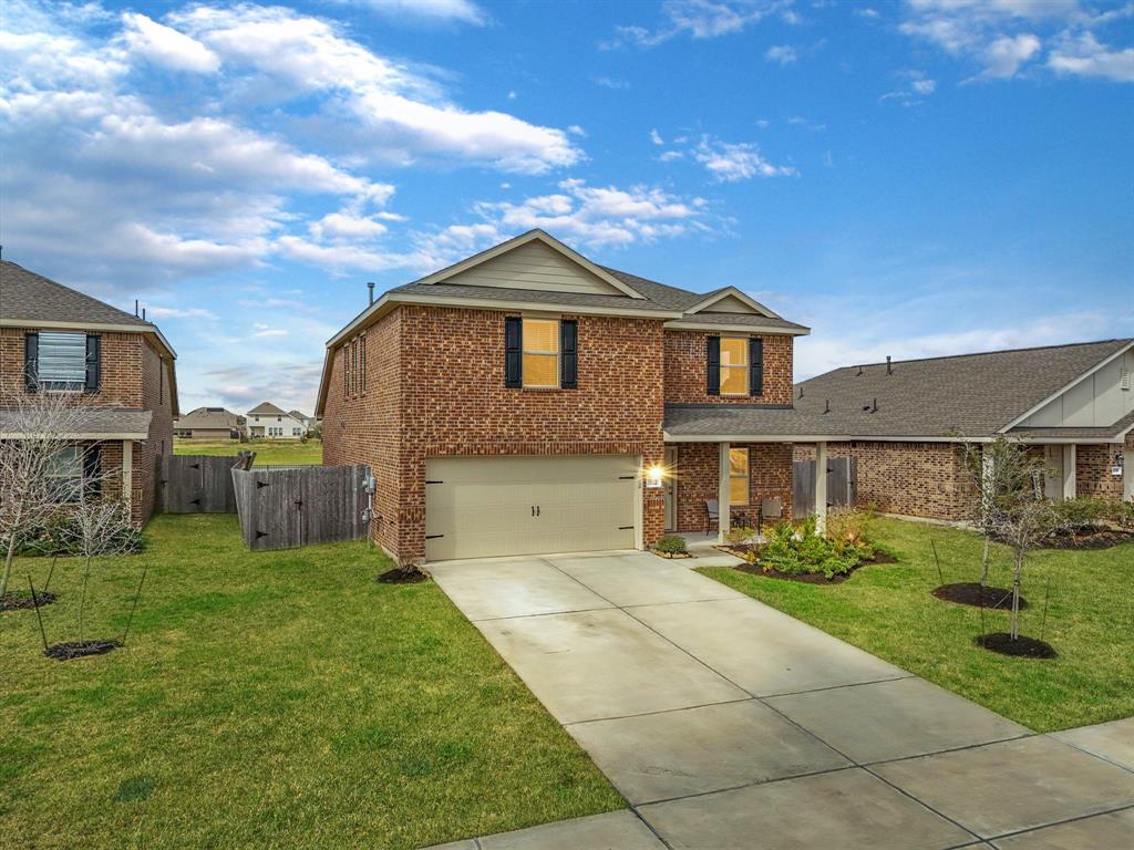 512 Maple Bend Ln, La Marque, Texas image 2
