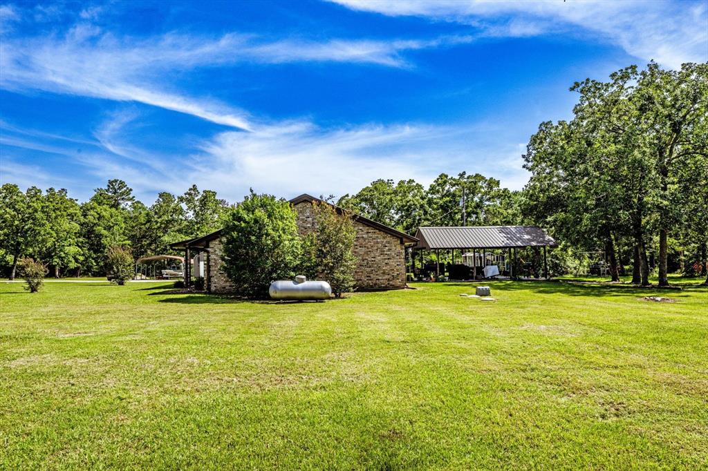 206 William Thomas Road, Huntsville, Texas image 30