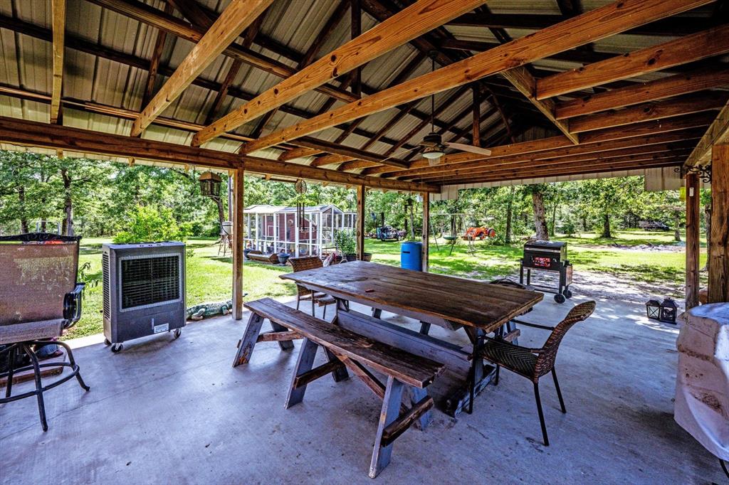 206 William Thomas Road, Huntsville, Texas image 36