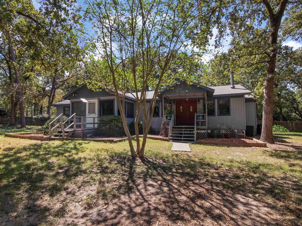 225 Oak Forest Drive, Crockett, Texas image 3