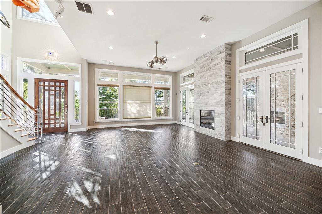 2120 White Oak Drive