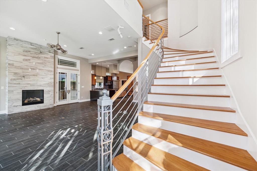 2120 White Oak Drive