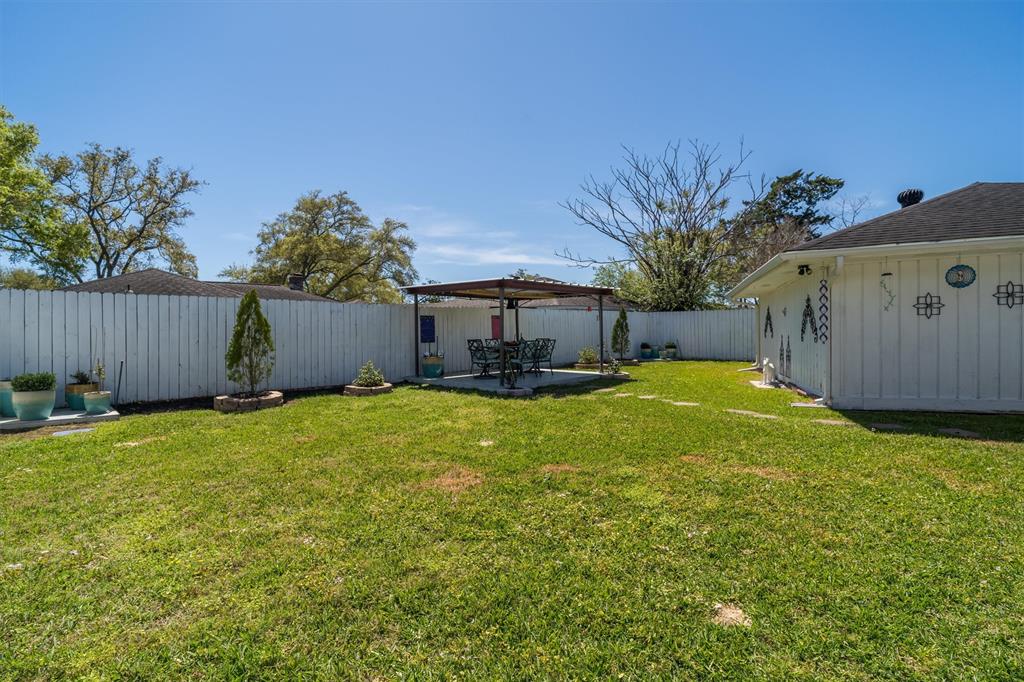 1018 Laurel Valley Drive, Houston, Texas image 27