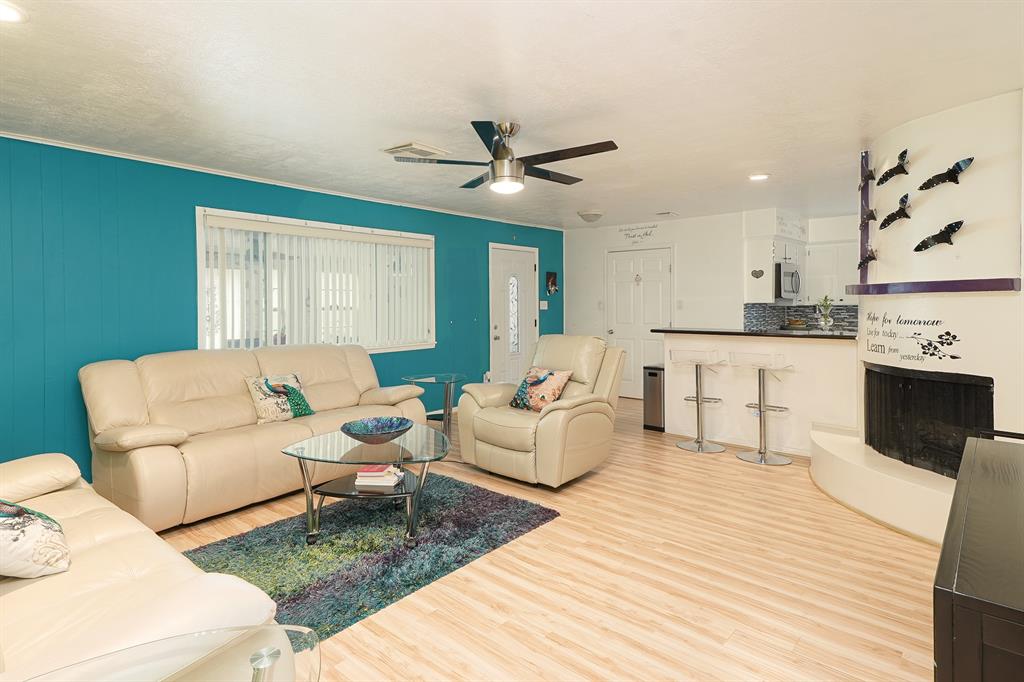 1018 Laurel Valley Drive, Houston, Texas image 11