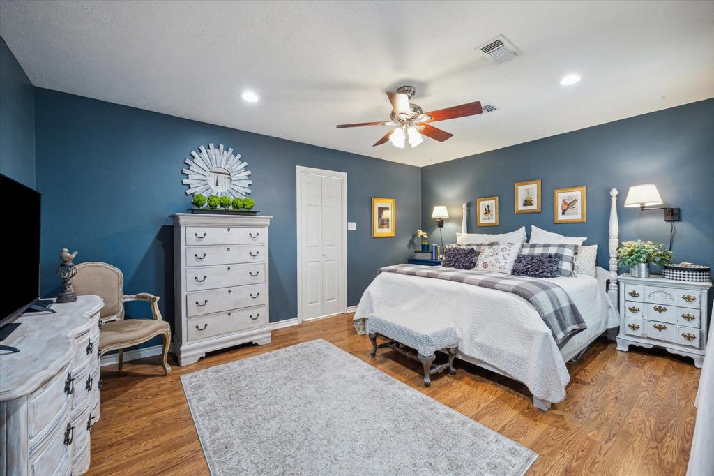 2988 Centerhill Circle, Bellville, Texas image 14
