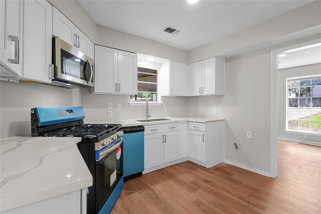 1403 Marilyn Street, Conroe, Texas image 1