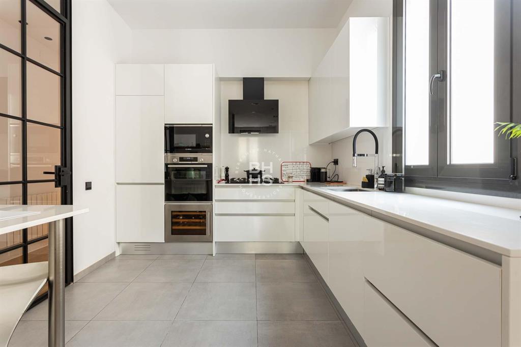 08023, Spain, 4 Bedrooms Bedrooms, ,2 BathroomsBathrooms,Residential,Active,181957