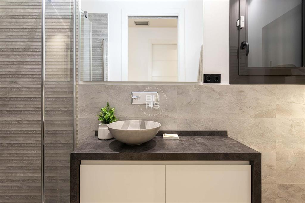 08023, Spain, 4 Bedrooms Bedrooms, ,2 BathroomsBathrooms,Residential,Active,181957