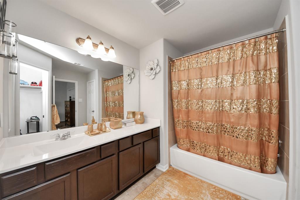 2927 Silverhorn Lane, Rosenberg, Texas image 34
