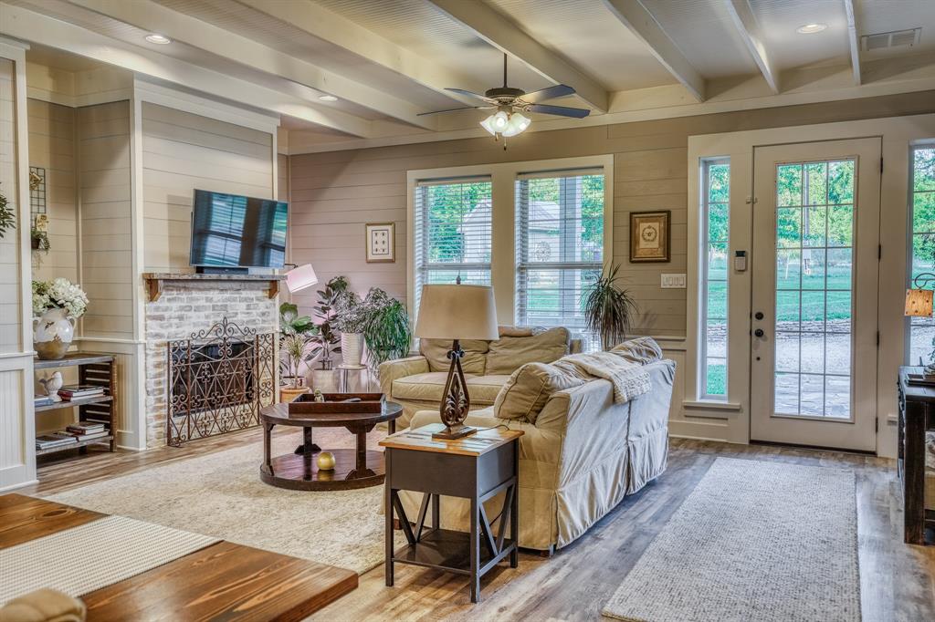 1502 Wiesepape Road, Brenham, Texas image 3