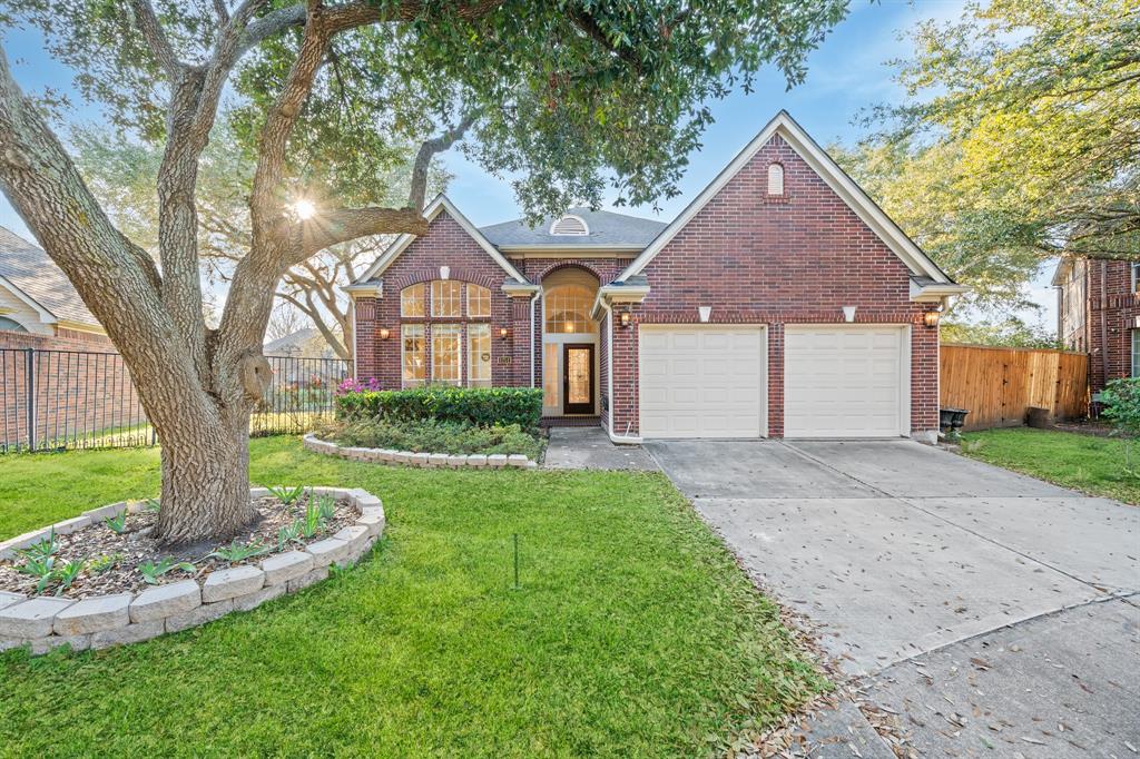 1251 Spinnaker Way Way, Sugar Land, Texas image 4