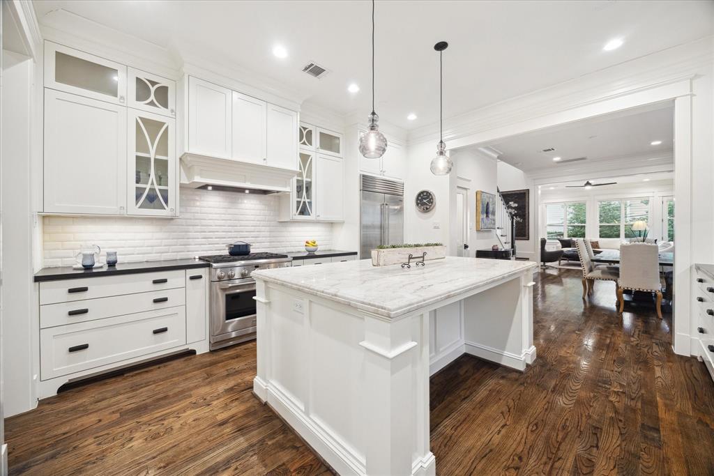 521 W 17th Street, Houston, Texas image 4