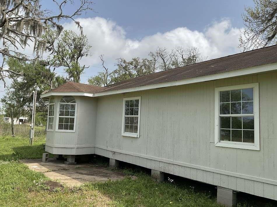 5096 Buck Road, Brazoria, Texas image 2