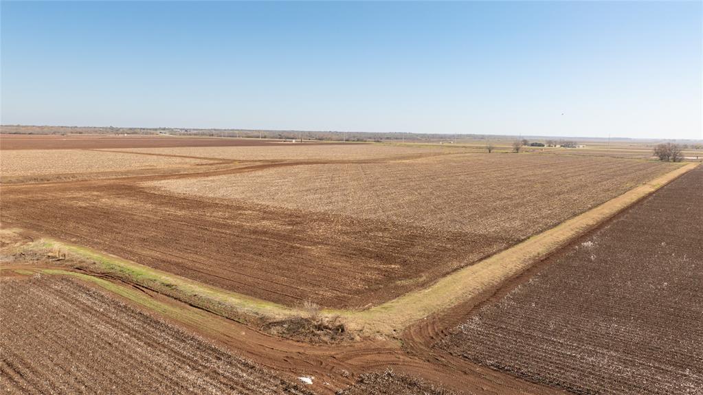 CR 299 County Road 299, Snook, Texas image 7