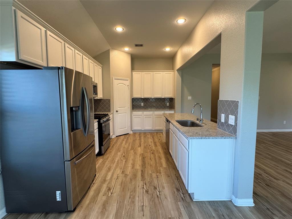 15064 Meadow Glen, Conroe, Texas image 7