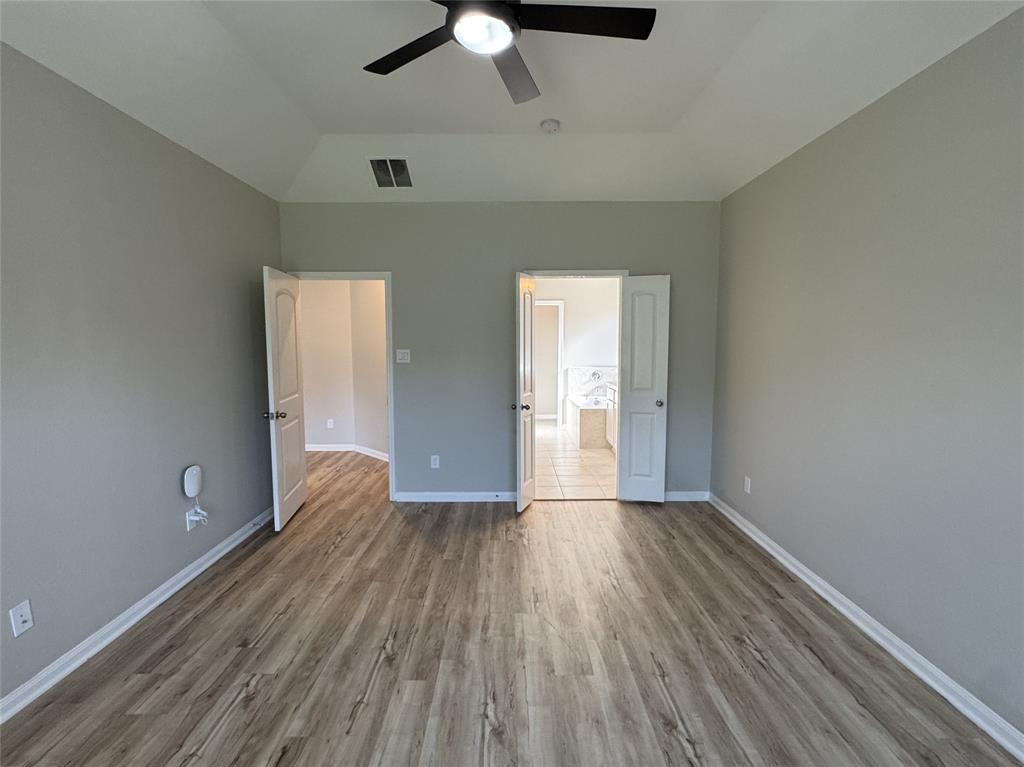 15064 Meadow Glen, Conroe, Texas image 12