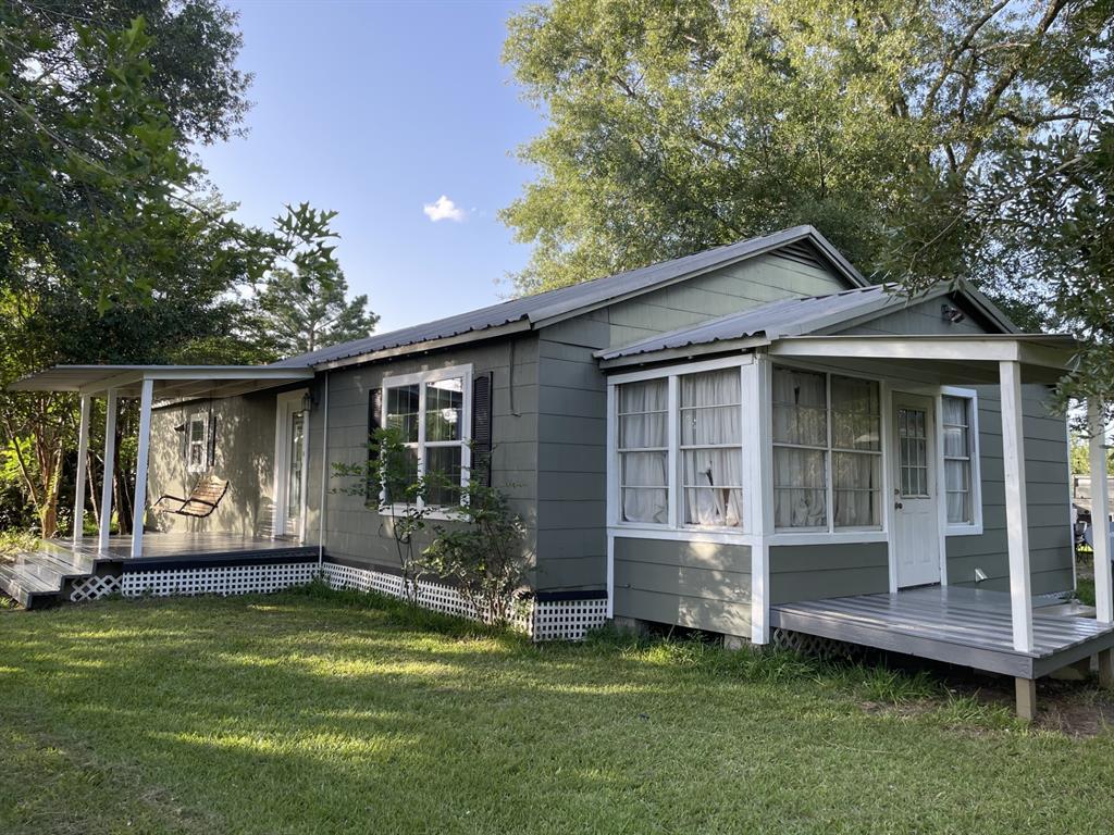 2104 State Highway 75 N