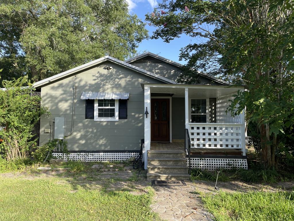 2104 State Highway 75 N