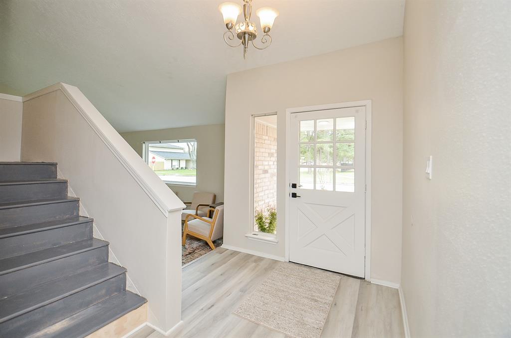 1902 Kings Arms Way, Katy, Texas image 16