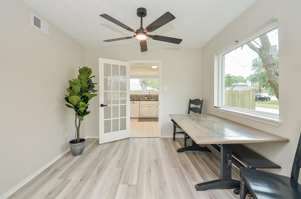 1902 Kings Arms Way, Katy, Texas image 8