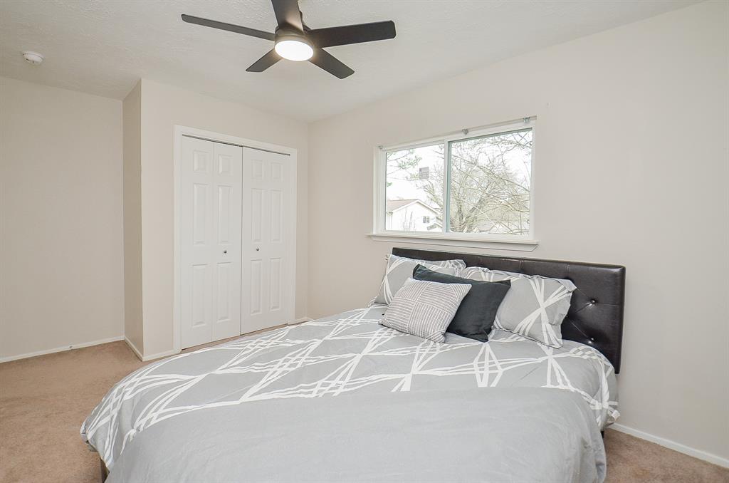 1902 Kings Arms Way, Katy, Texas image 22