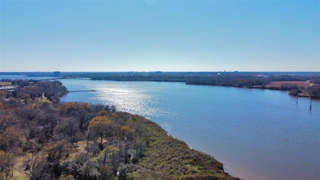 1222 Longledge Drive, Taylor Lake Village, Texas image 36