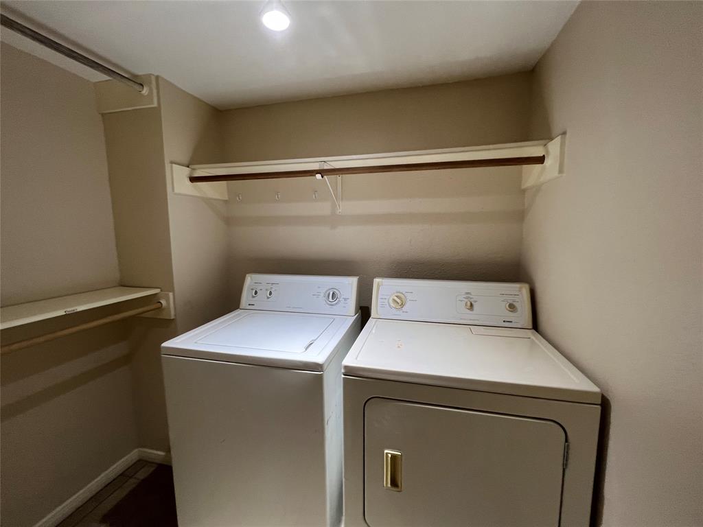 2100 Wilcrest Drive #106, Houston, Texas image 6