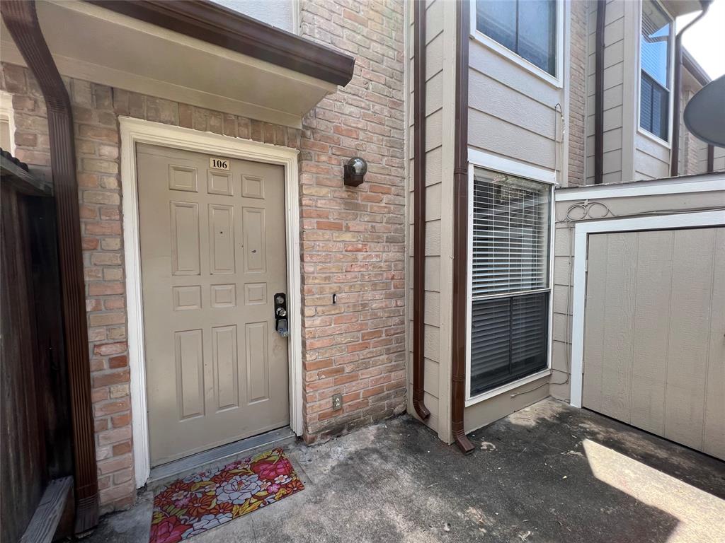 2100 Wilcrest Drive #106, Houston, Texas image 4