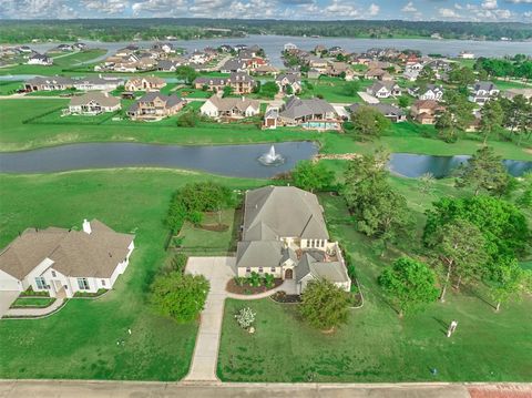 10892 Bourbon Street Willis TX 77318