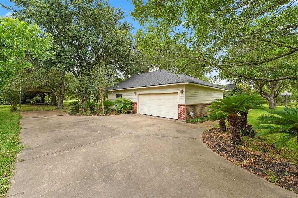 15411 Kitty Hawk Drive, Waller, Texas image 24