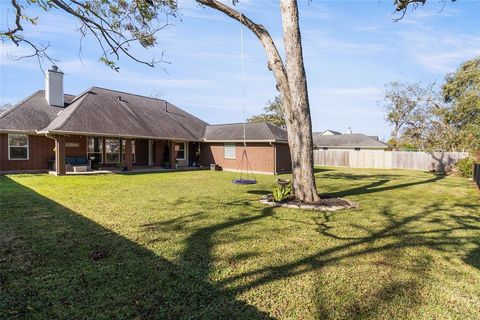 A home in Clute