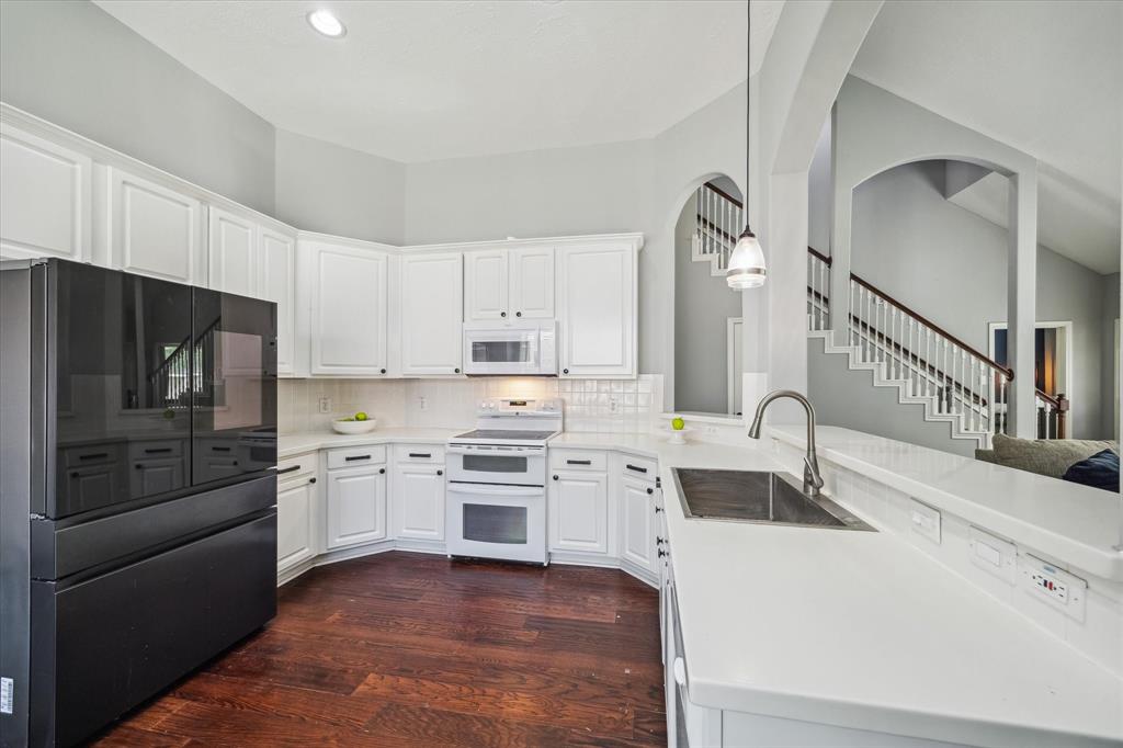 20611 Carmine Oak Court, Humble, Texas image 5