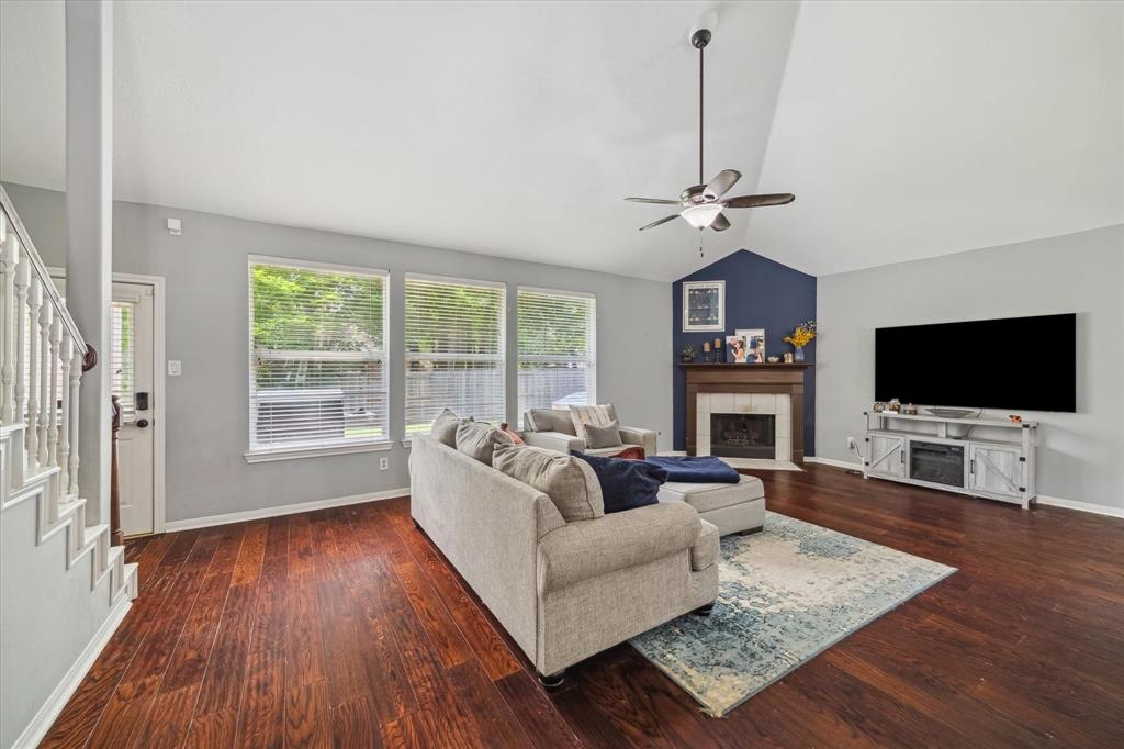 20611 Carmine Oak Court, Humble, Texas image 9