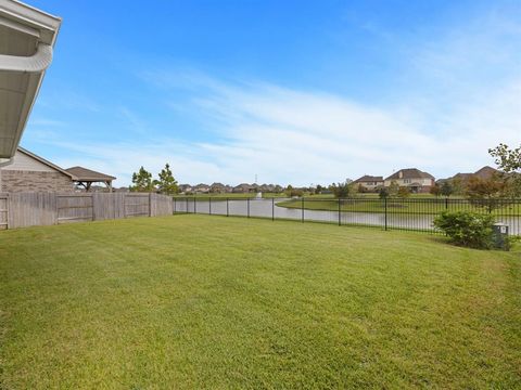 A home in Rosharon