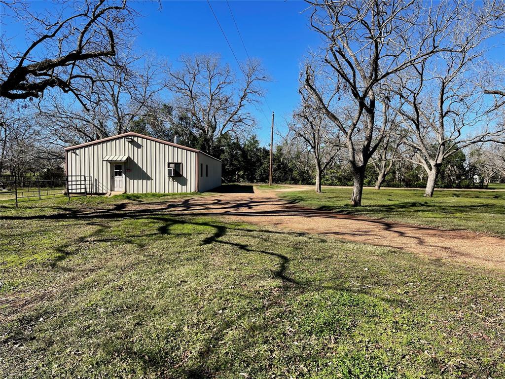 3407 E Skinner Lane, Richmond, Texas image 25