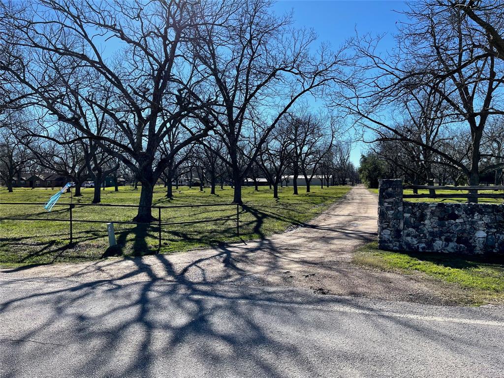 3407 E Skinner Lane, Richmond, Texas image 5