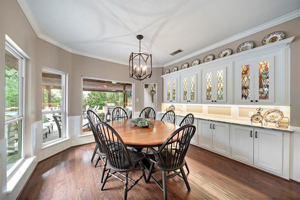 2018 Forest Garden Drive, Kingwood, Texas image 16