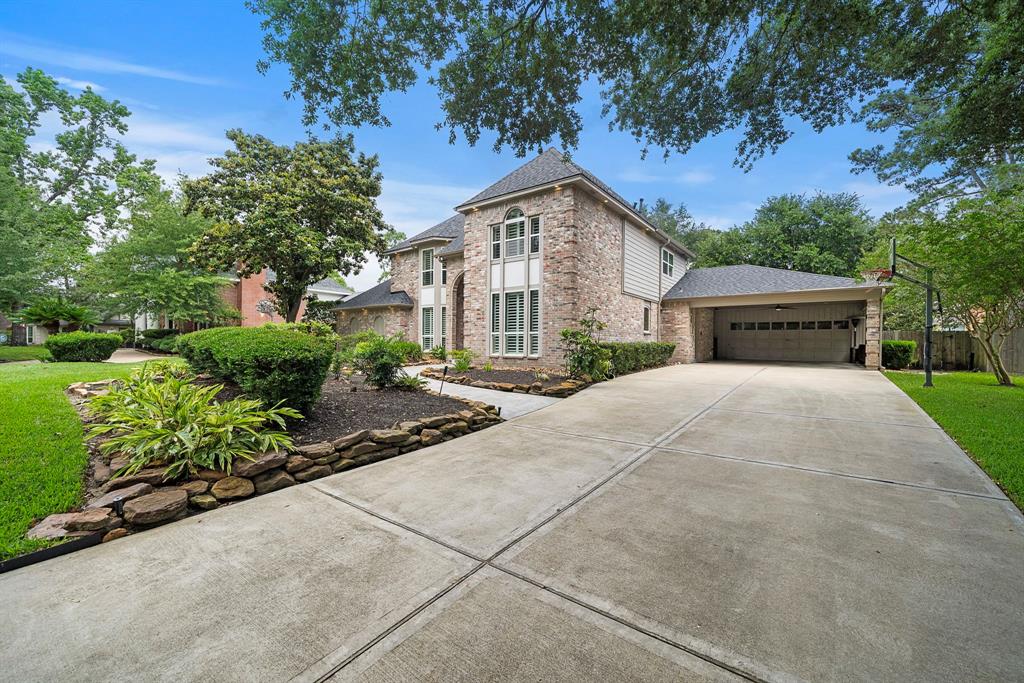 2018 Forest Garden Drive