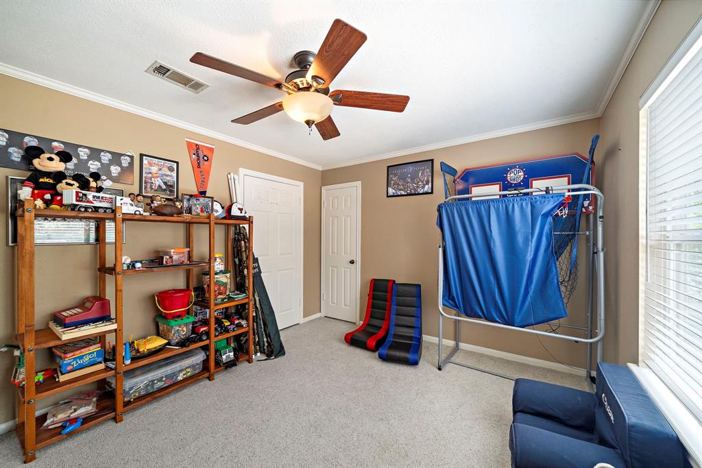 2018 Forest Garden Drive, Kingwood, Texas image 28