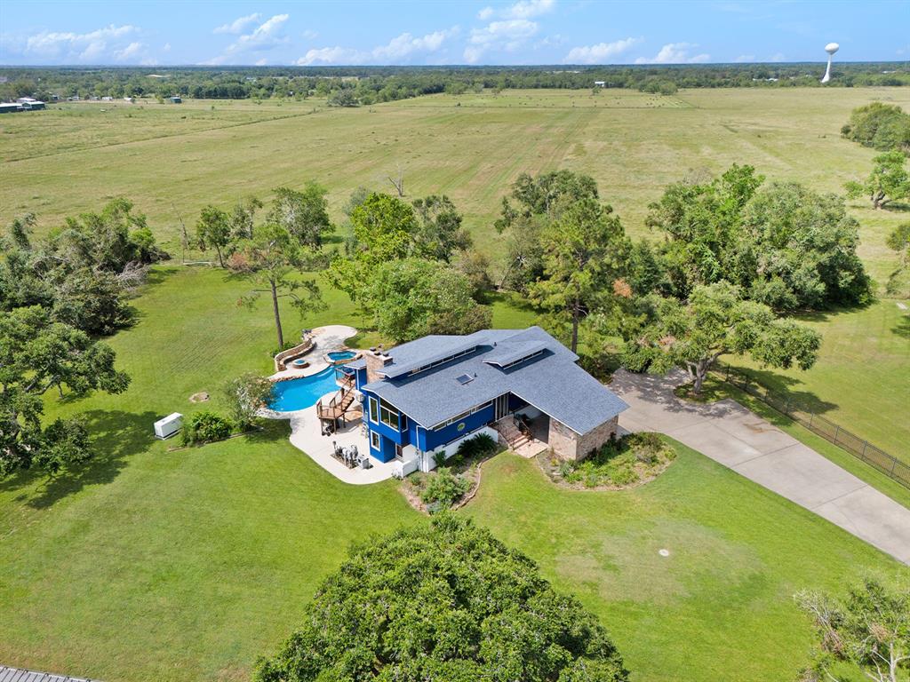 4003 Country Trails Street, Alvin, Texas image 2