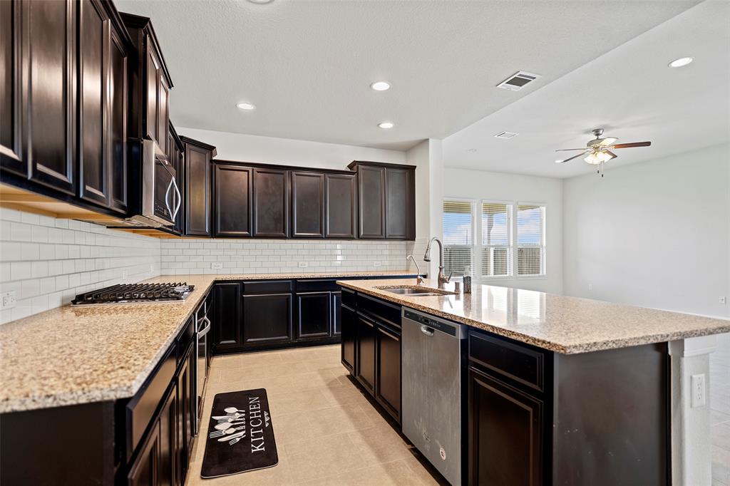 30125 Prairie Creek Court, Brookshire, Texas image 13